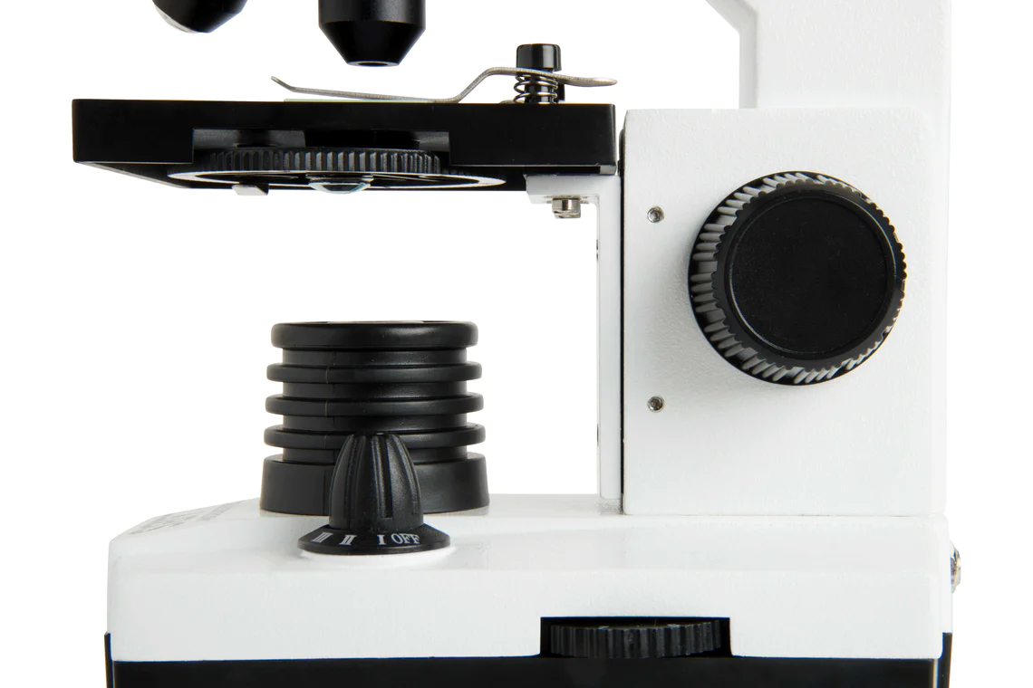 Microscopio Compuesto Celestron Labs Cm800